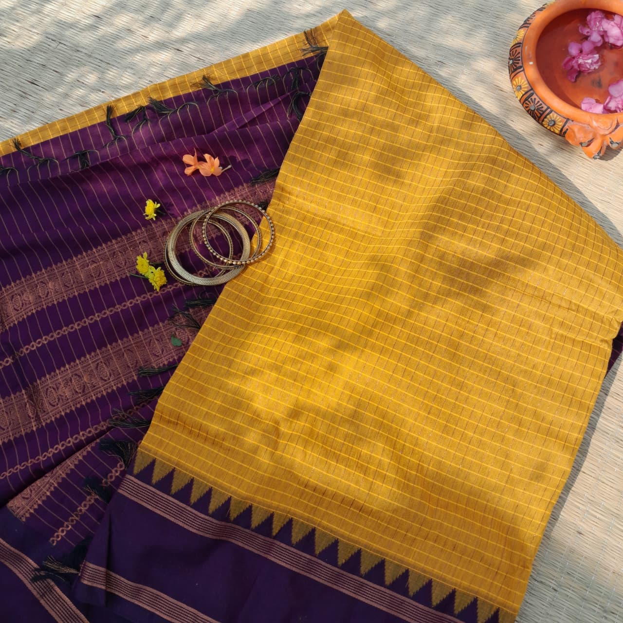 Aval Paavai - Thalaivi