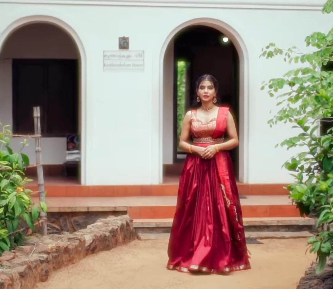 Pavithra Lakshmi actress in maxi dress rom tailor kadai