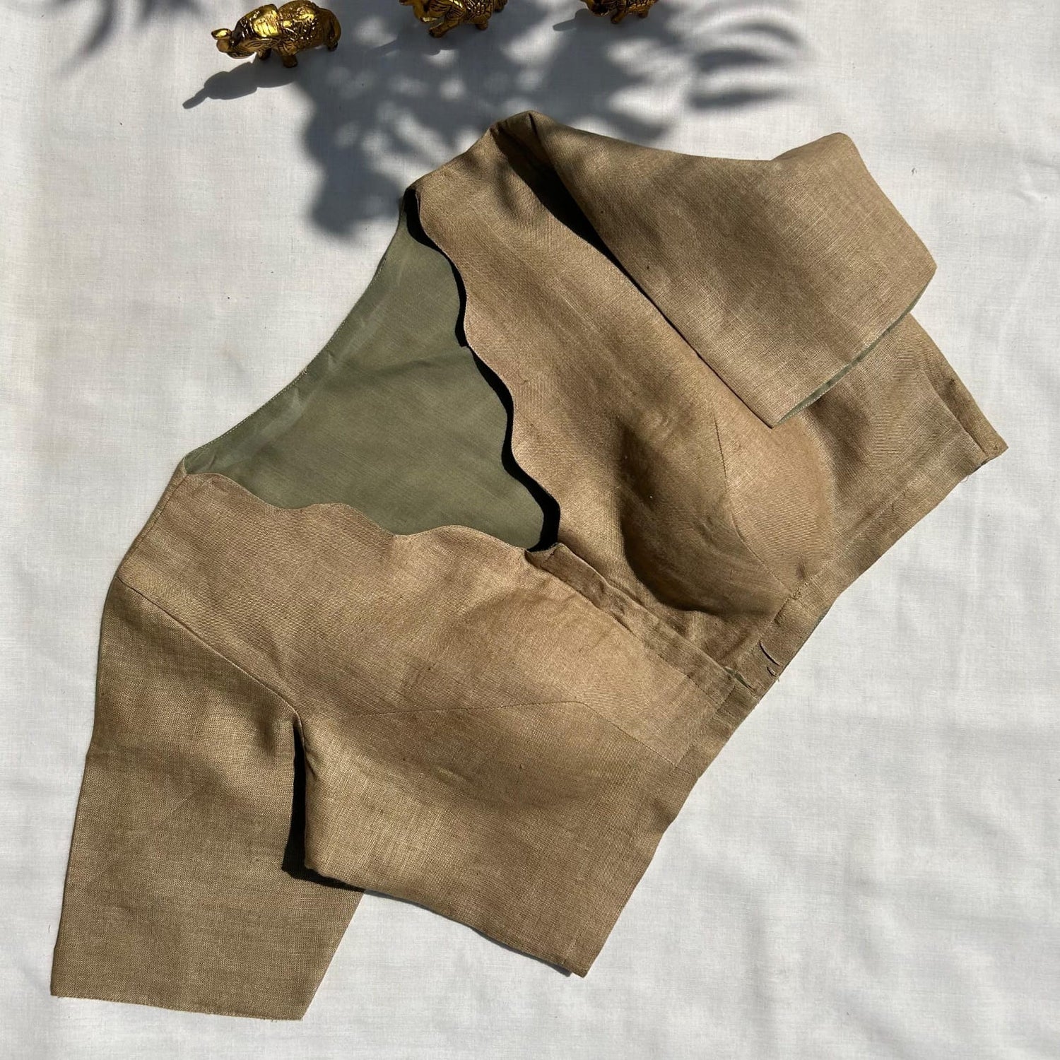 Scalop design princess cut blouse with Padding for office wear