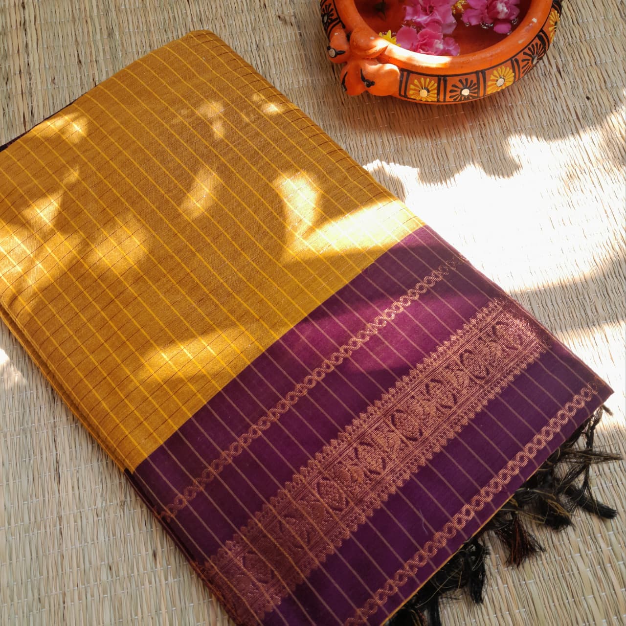 Aval Paavai - Thalaivi